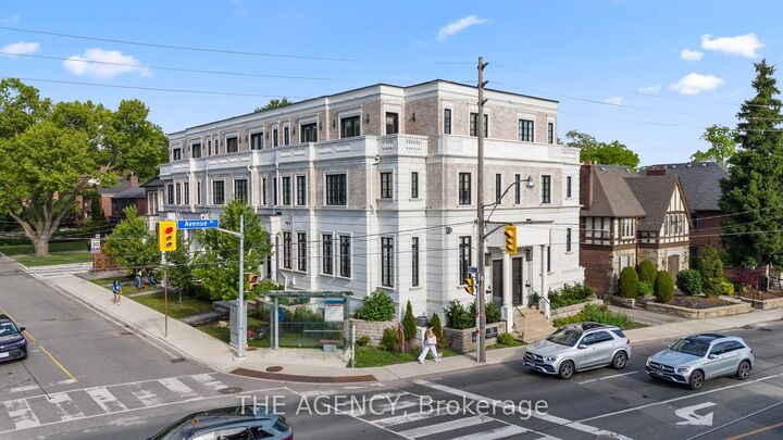 30 Hillhurst Boulevard — photo 1