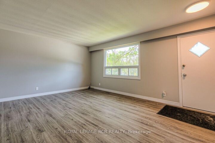 Property Photo: 11 Jacksons Point Avenue ON L0E 1L0