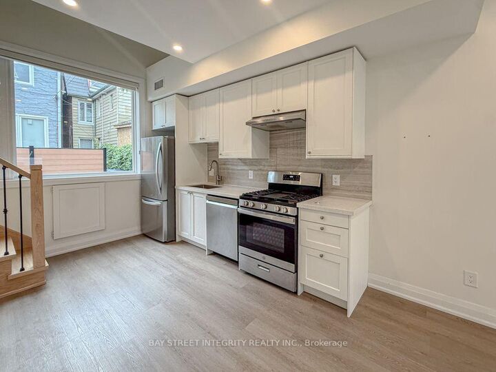 Property Photo: 598 Crawford Street Laneway ON M6G 3K2