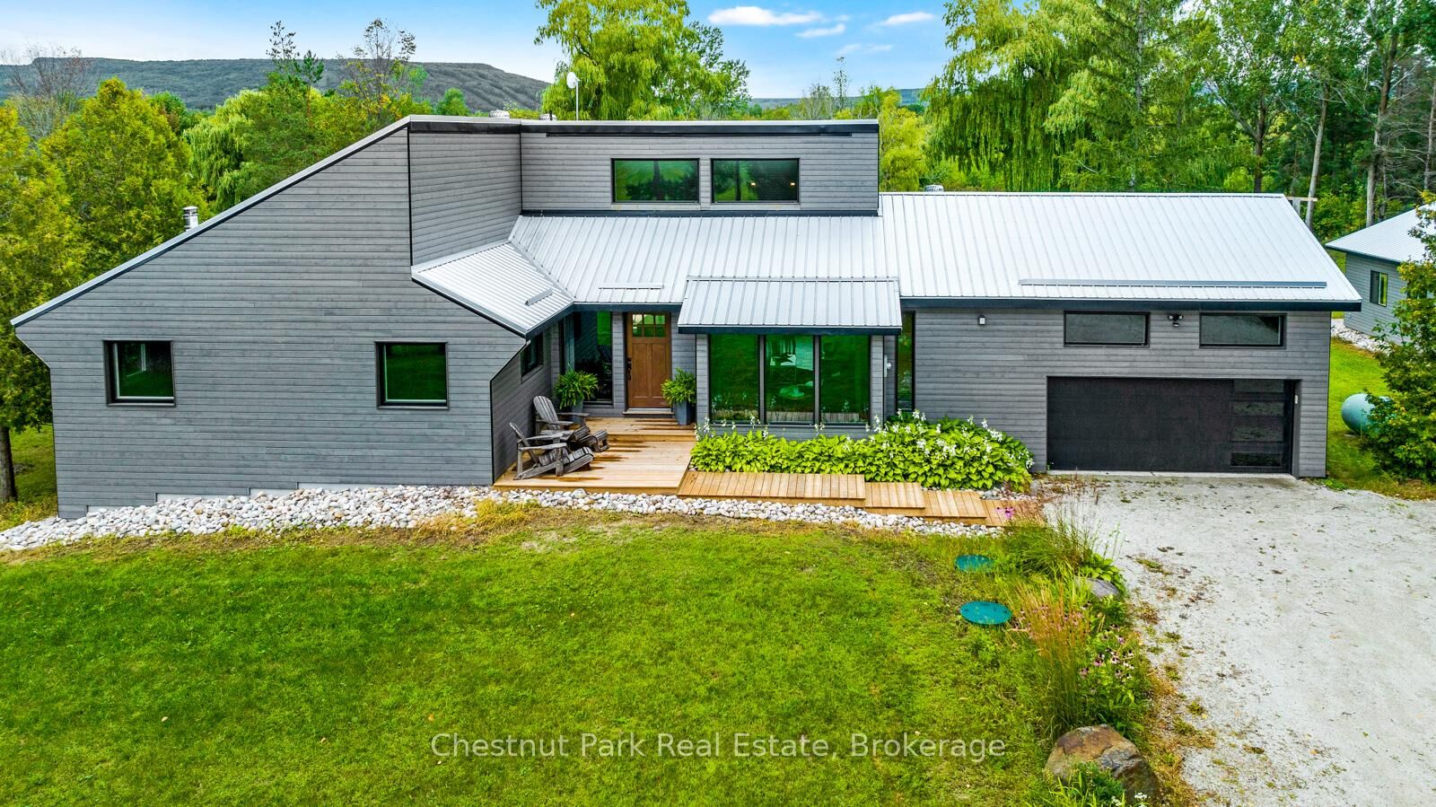 Property Photo: 2890 Nottawasaga Conc 10 N/A N ON L9Y 3Y9