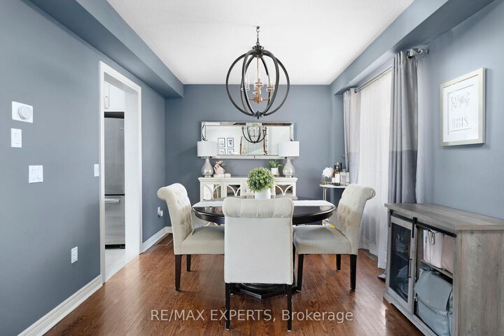 Property Photo: 28 Crestridge Drive ON L7E 2T7
