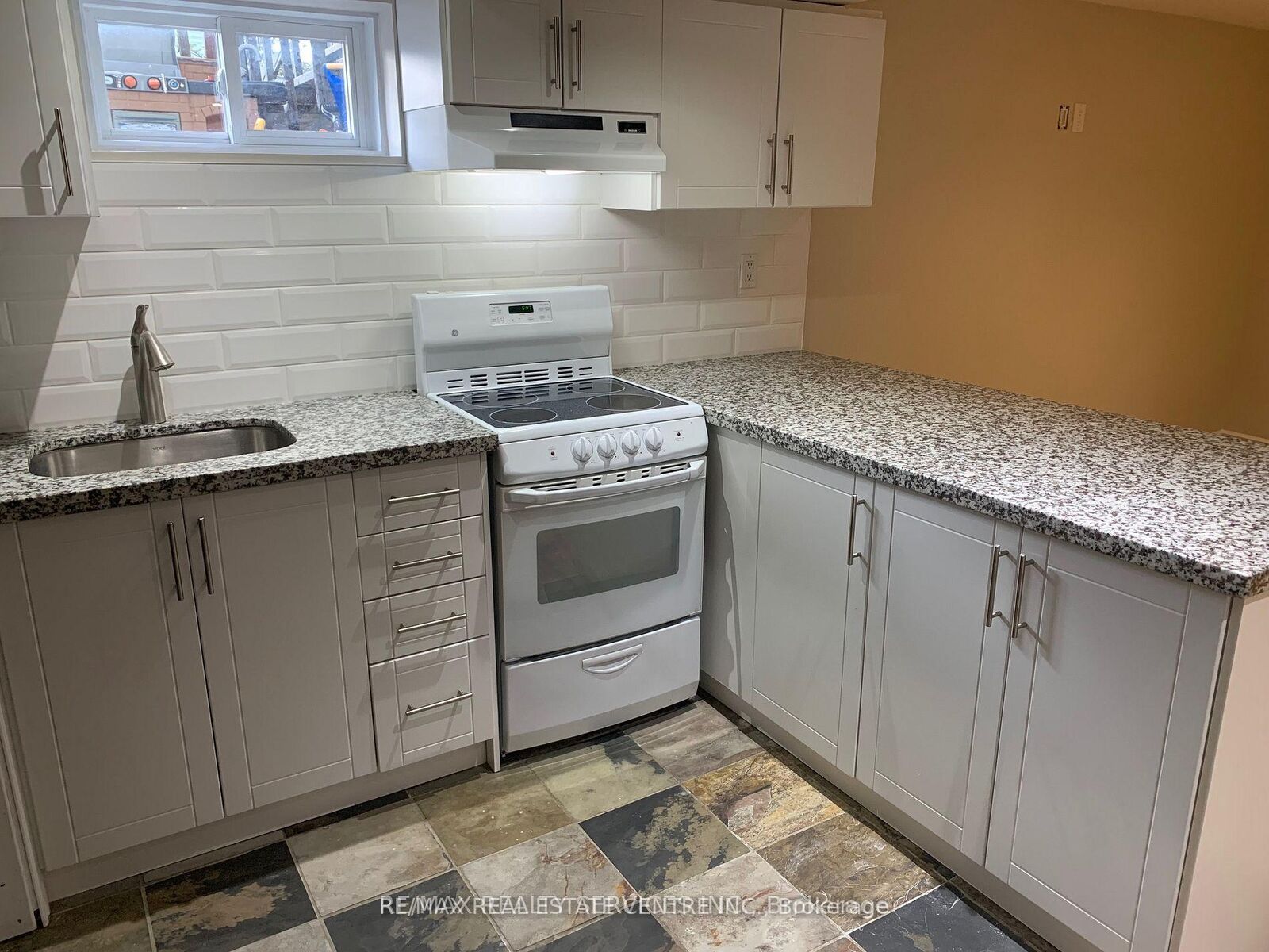 Property Photo: 166 Bartley Bull Parkway Lower ON L6W 2K3