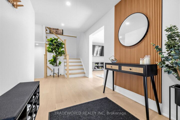 Property Photo: 101 Meadowbank Road ON L3Y 2Z1