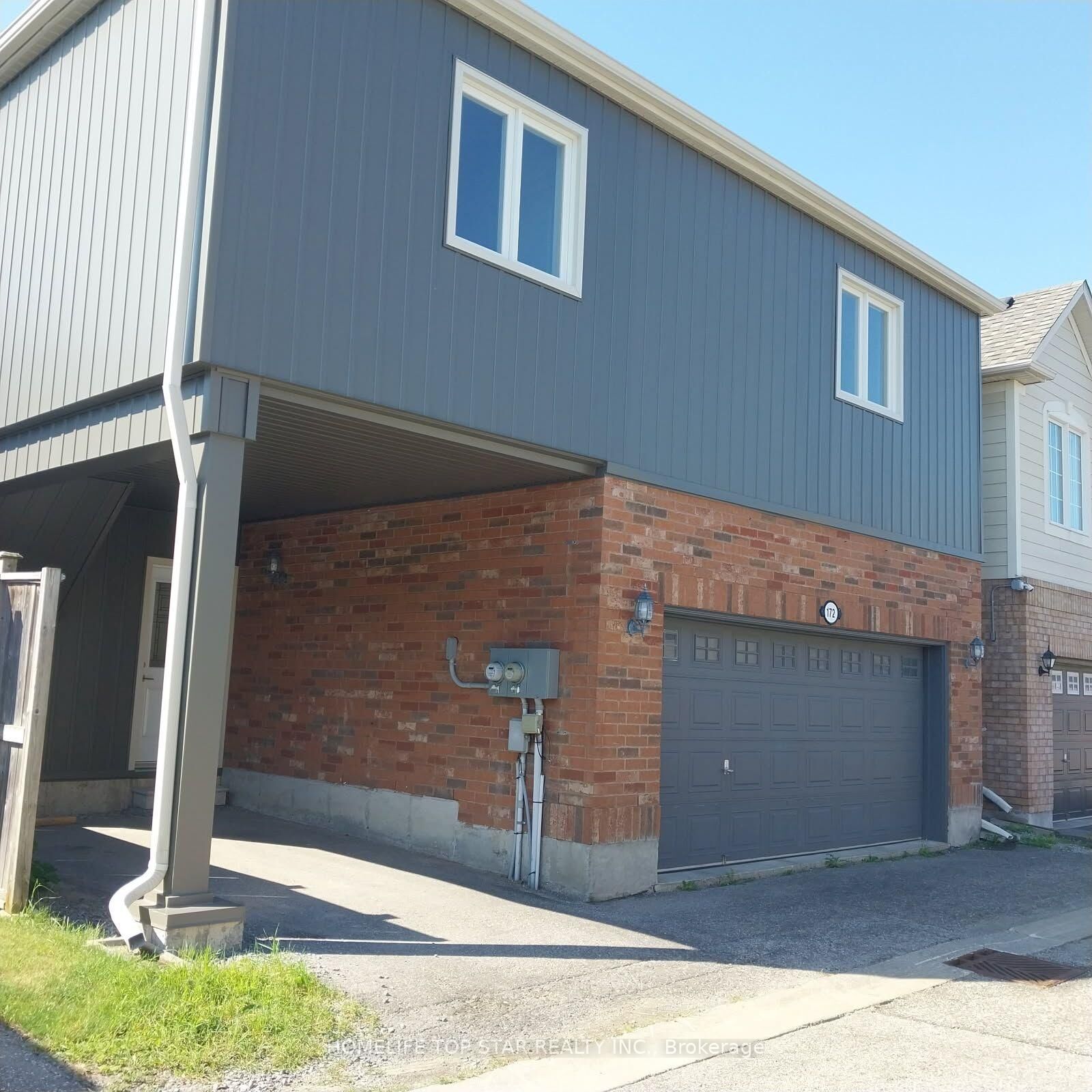 Property Photo: 172 Morning Dove Dr - Coach House Road ON L6B 1L6