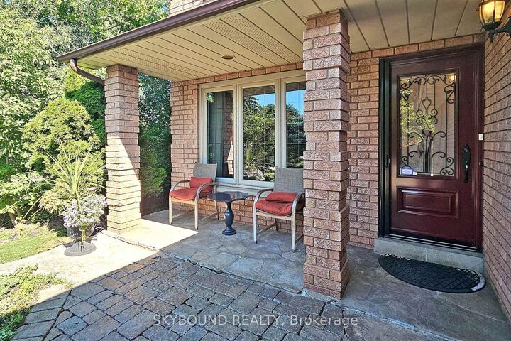 Property Photo: 1944 Aldermead Road ON L5M 3A1