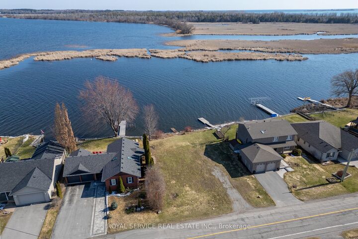 Property Photo:  181 Harbour Street  ON K0K 1H0 