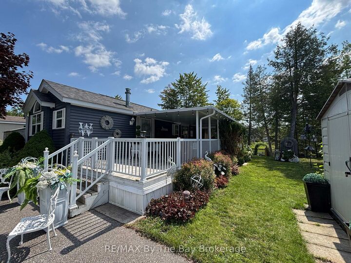 9 White Pines Trail — photo 1