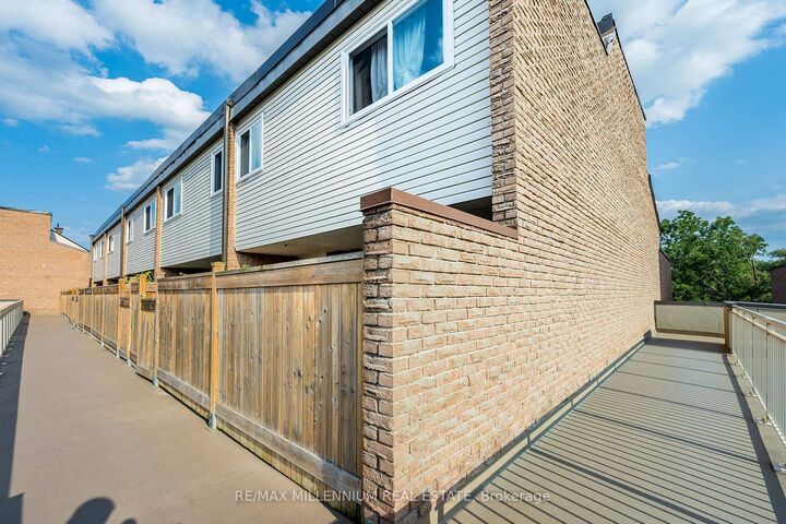 Property Photo: 301 Milestone Crescent ON L4G 3M2
