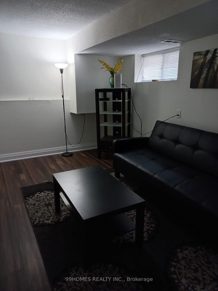 Property Photo:  53 Major Oaks Drive Bsmnt  ON L6V 3K1 