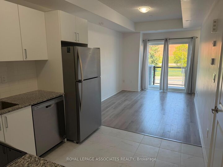 Property Photo: 30 Liben Way 18 ON M1J 3Z4