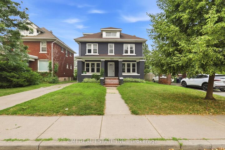 Photo de la propriété: 255 Hall Avenue ON N9A 2L5