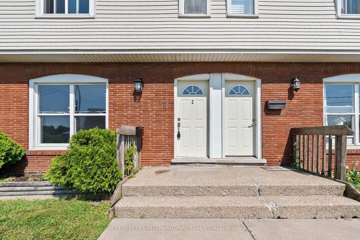 Property Photo:  67 Hagey Avenue 2  ON L2A 1W5 