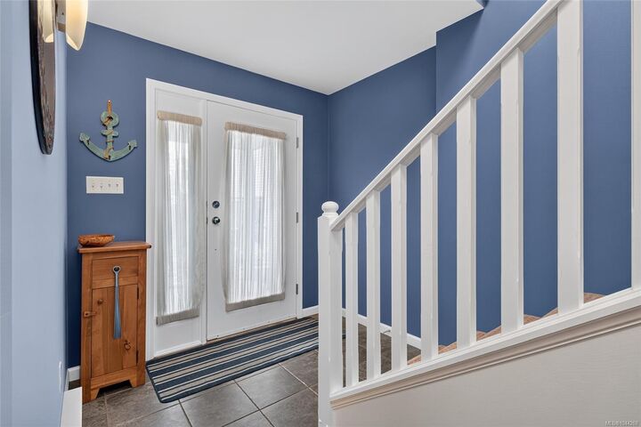 Property Photo: 330 Dogwood St #113 BC V9P 1P7
