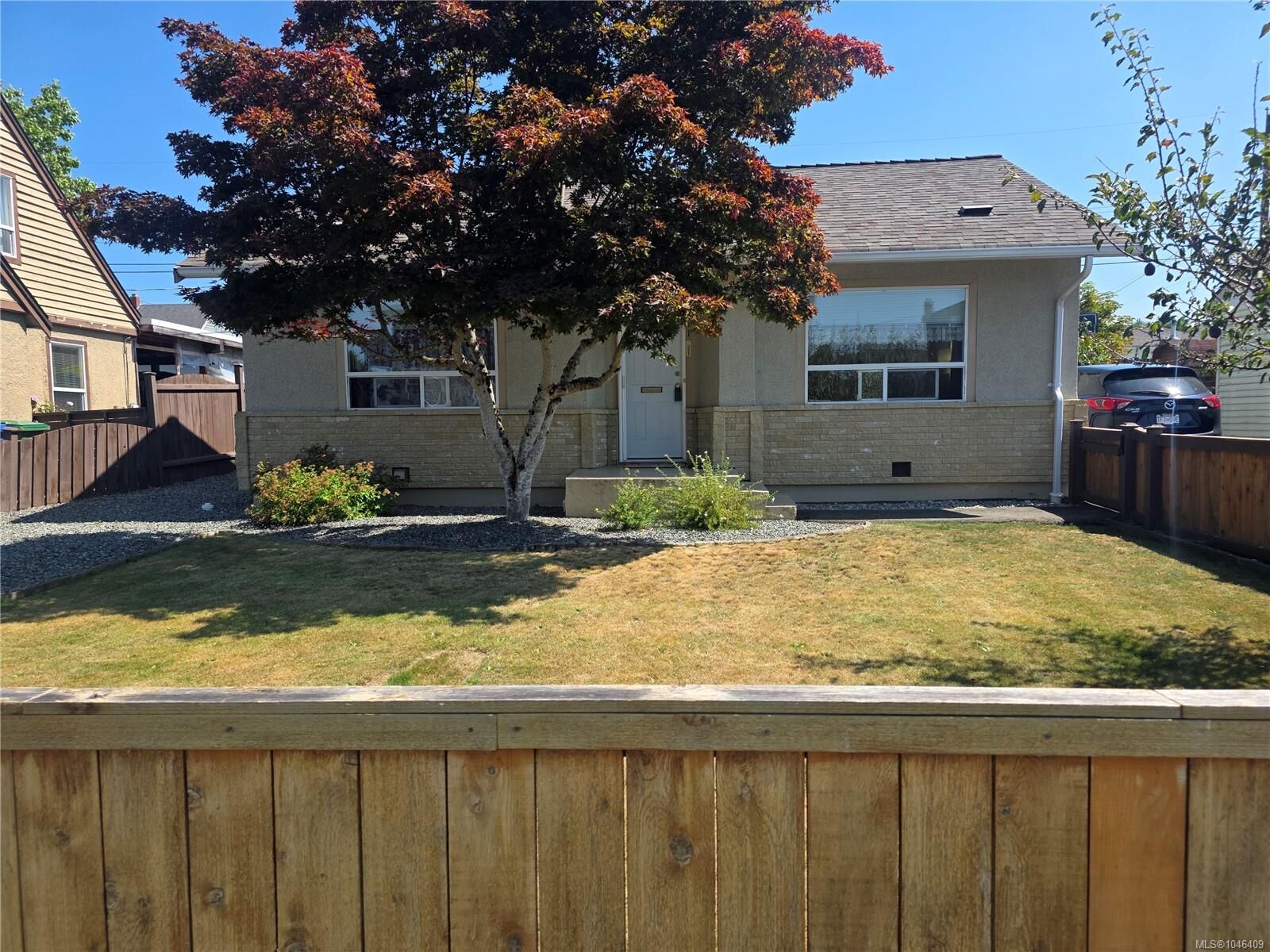 Property Photo:  3871 Anderson Ave  BC V9Y 5B1 