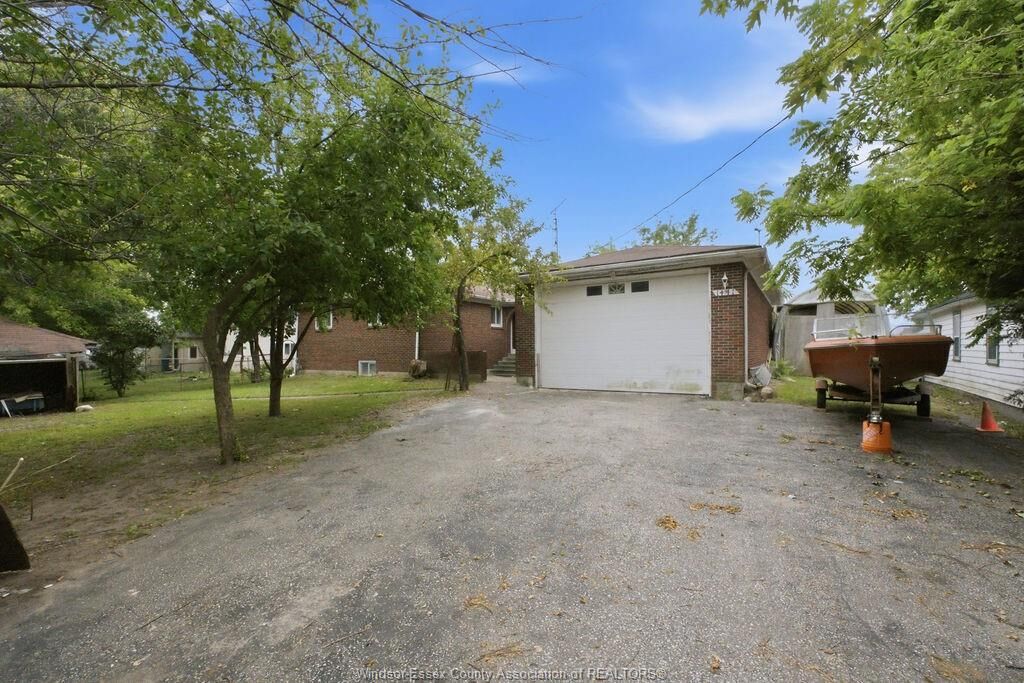 Property Photo: 1441 Heritage Road ON N9Y 2E6