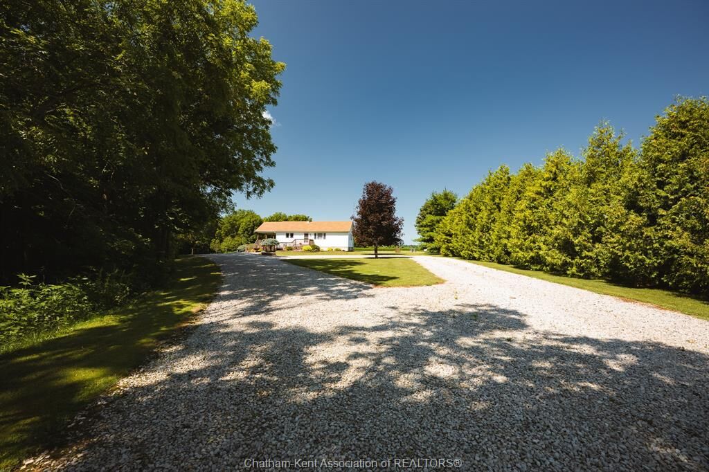 Property Photo: 29712 Esterville Road ON N0P 1M0