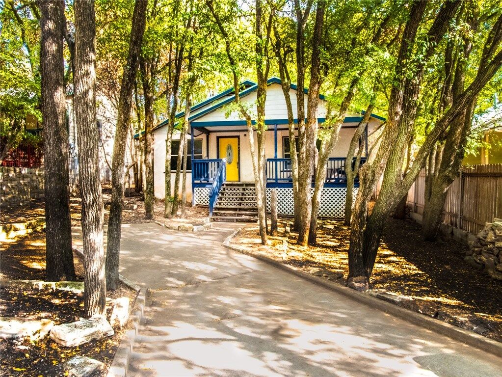 Property Photo: 1107 Delano Street TX 78721
