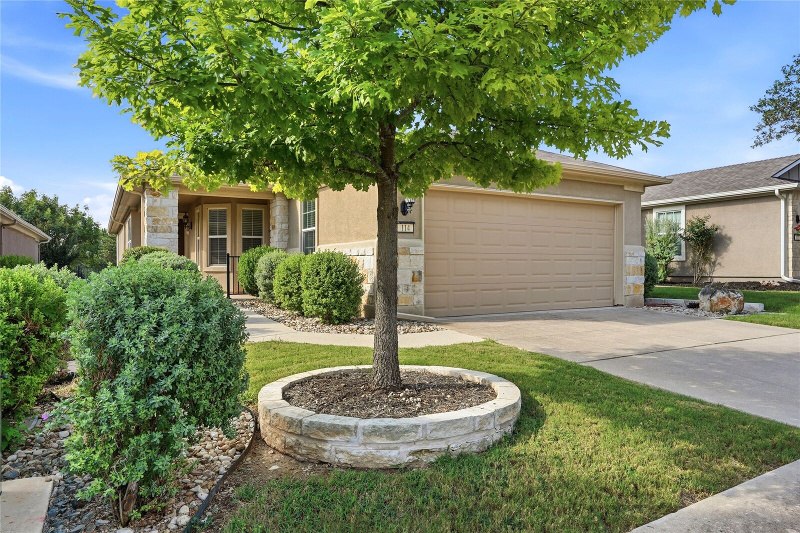Property Photo: 114 Eisenhower Court TX 78633