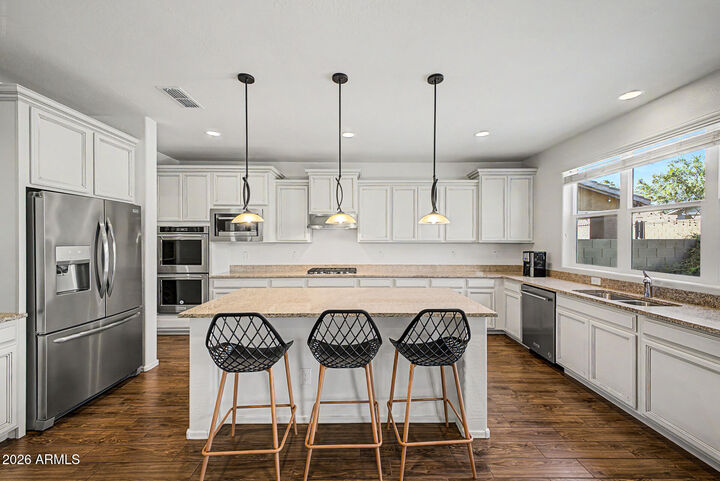 Property Photo: 2736 N Acacia Way AZ 85396