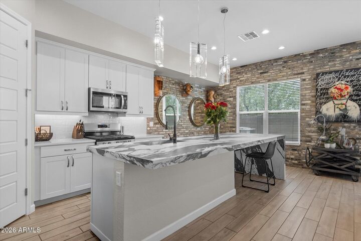 Property Photo:  5041 E Woodridge Drive  AZ 85254 