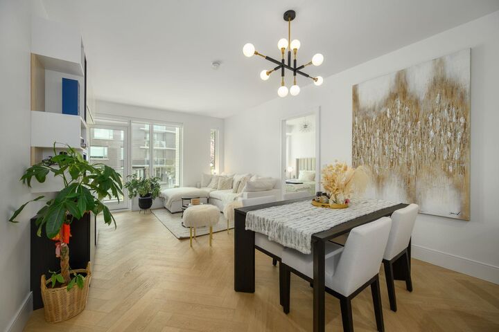 Property Photo: 4675 Cambie Street 204 BC V5Z 0J7