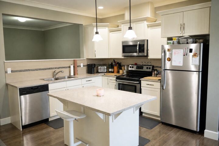 Property Photo: 45025 Wolfe Road 17 BC V2P 7V9