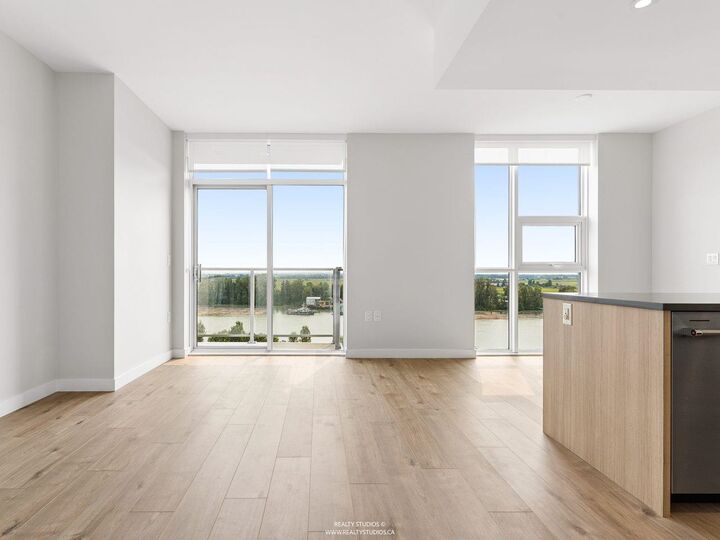 Property Photo: 3430 E Kent Avenue 1401 BC V5S 0G7