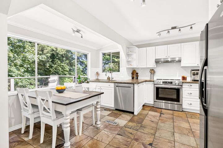 Property Photo: 990 Jarvis Street BC V3J 5A1