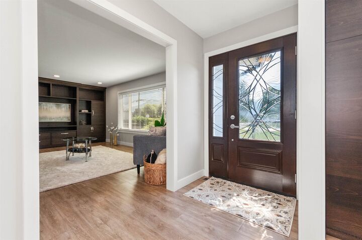 Property Photo: 44035 South Sumas Road BC V2R 4B1