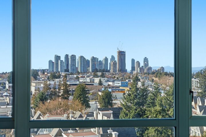 Property Photo: 6622 Southoaks Crescent 1003 BC V5E 4K2