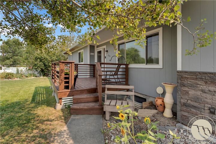 Property Photo: 224 W 12th Street MT 59044