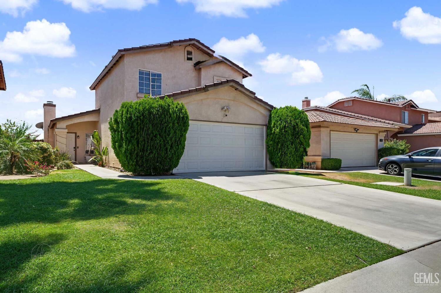 Property Photo:  1805 Scenic View Drive  CA 93307 