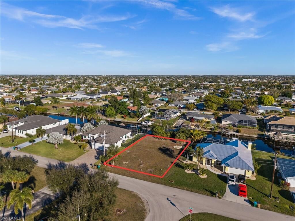 Property Photo: 241 SW 40th St FL 33914