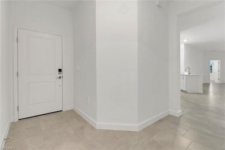 Property Photo:  19588 Hinkley Dr  FL 33928 