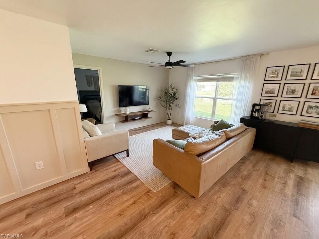 Property Photo: 3192 Estancia Ln FL 33909