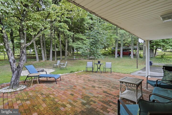 Property Photo:  72 Washington Street  WV 26753 