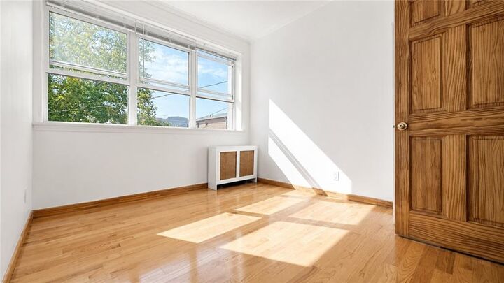Property Photo:  36 Bay 35th Street 2  NY 11214 