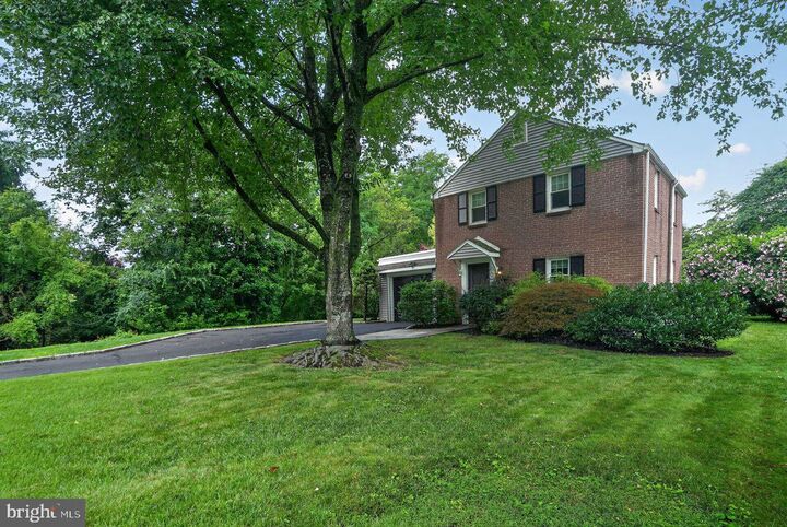 Property Photo:  511 Lorraine Avenue  PA 19075 