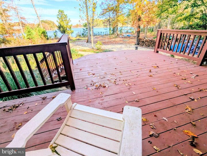 Property Photo:  2006 Bennett Point Road  MD 21658 