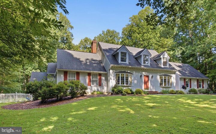 Property Photo:  2420 Stratton Drive  MD 21104 