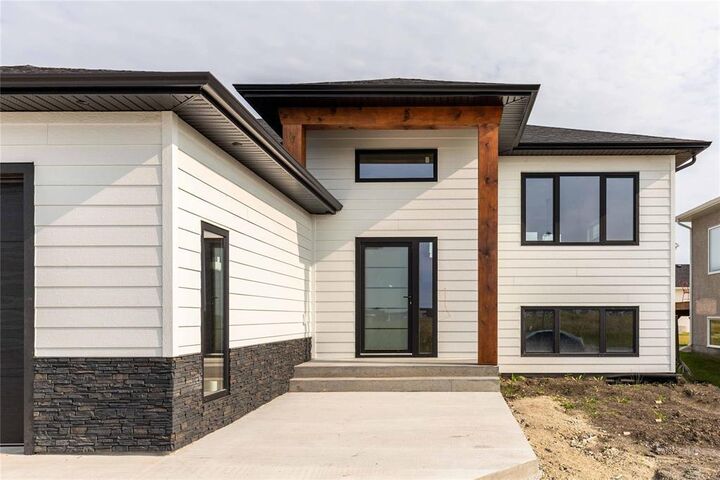 Property Photo: 23 Ridgemont Drive MB R0A 0A1