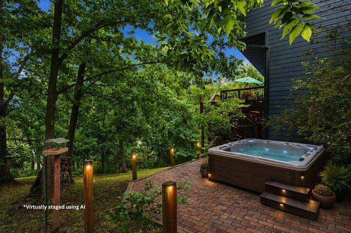 Property Photo: 3060 S Maple Bluff Dr MO 65203