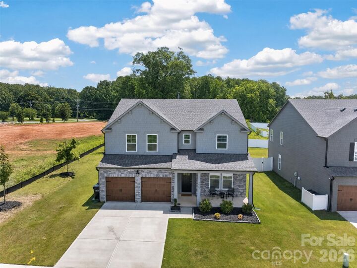 Property Photo: 14103 Belmont Greene Drive NC 28213