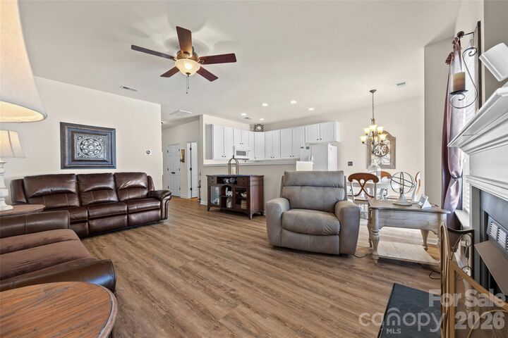 Property Photo: 11613 Coddington Ridge Drive NC 28214