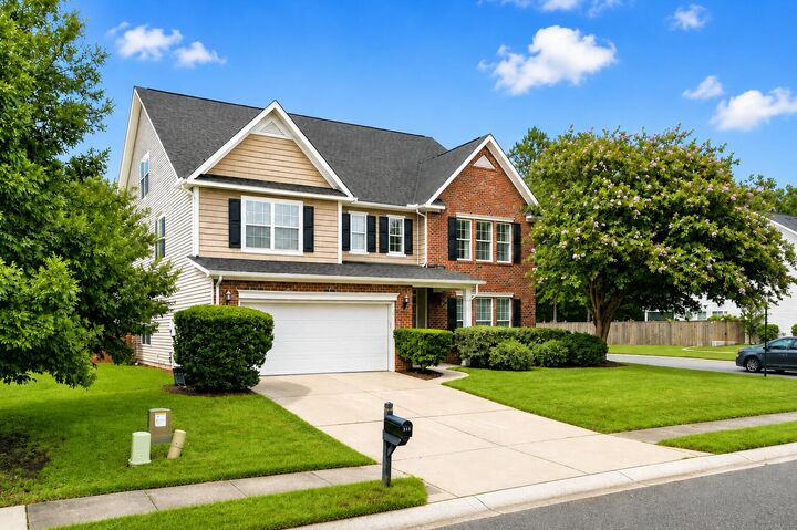 Property Photo: 301 Sabal Palmetto Court SC 29461
