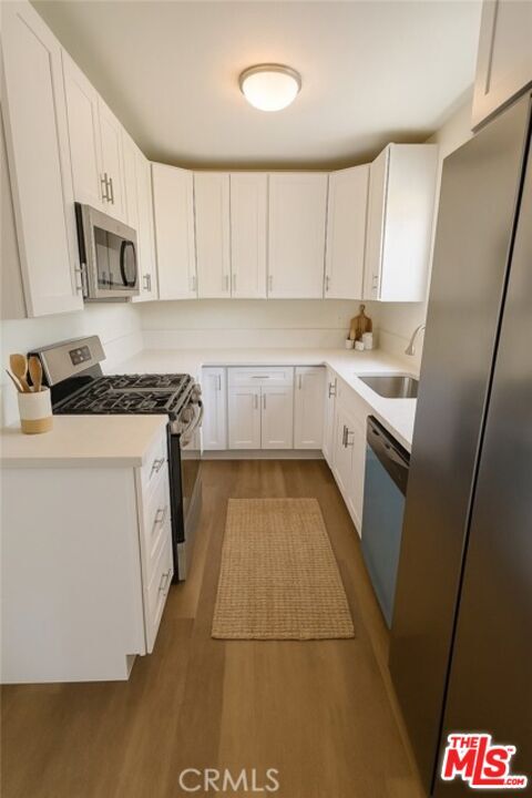 Property Photo:  2625 San Marino St  CA 90006 