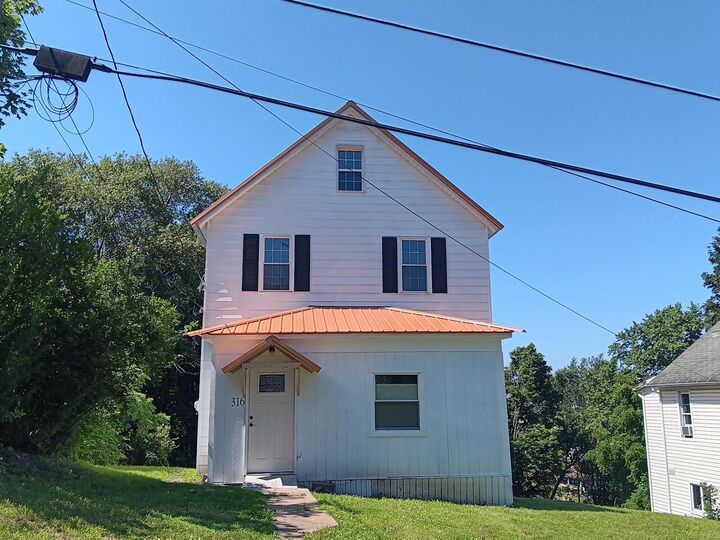 Property Photo:  316 Shaffer Ave  PA 15801 