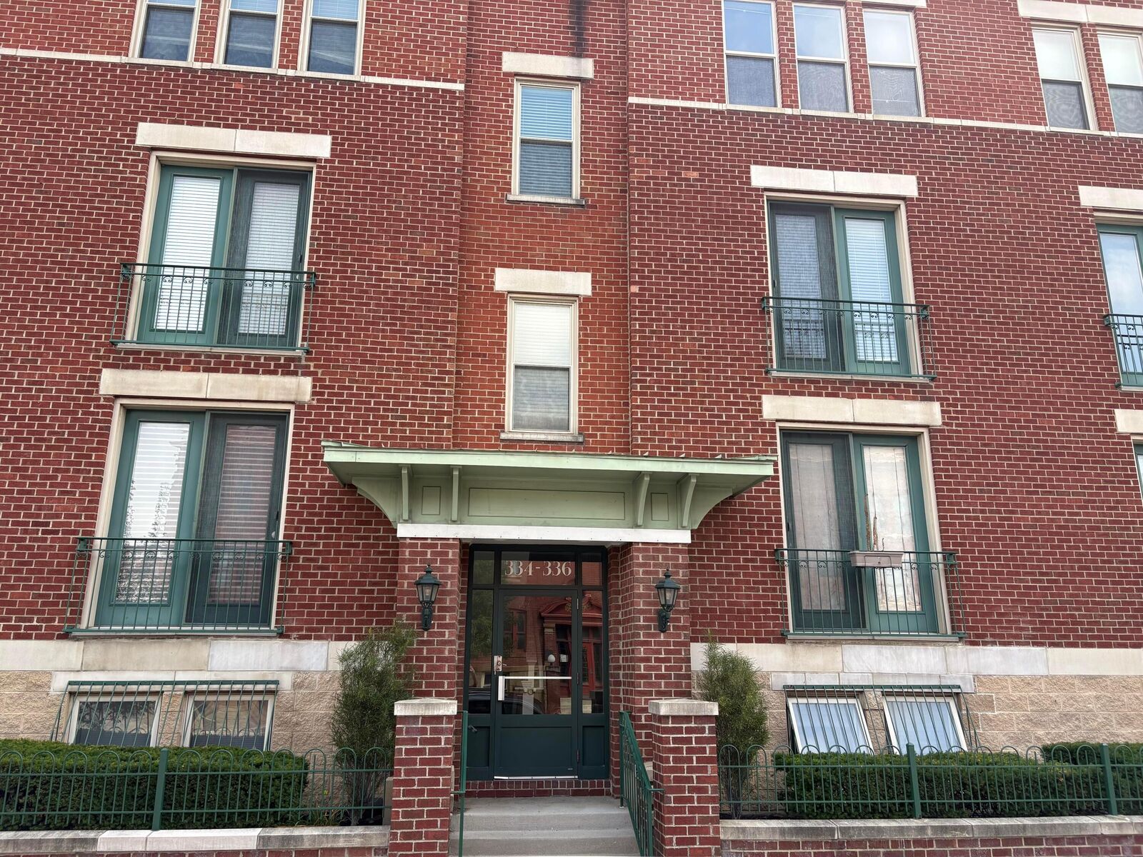 Property Photo: 336 S 3rd Street OH 43215