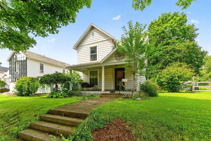 Property Photo:  413 E Brown Avenue  OH 43311 