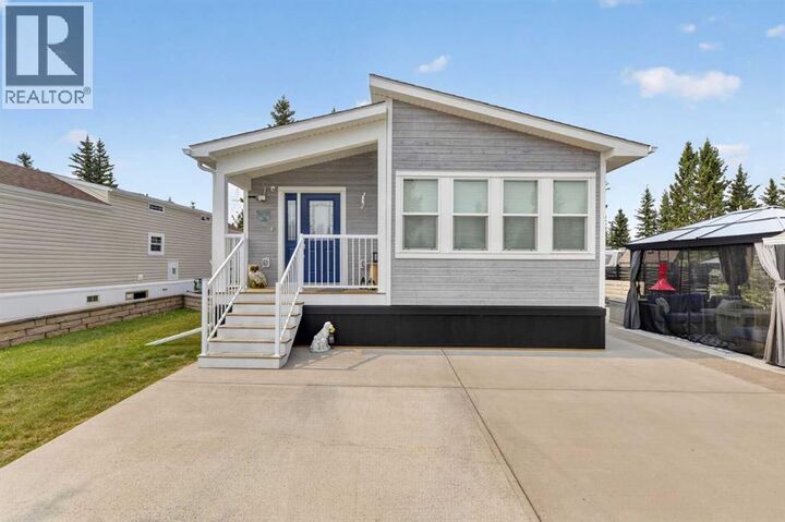 Property Photo:  32351 Range Road 55  AB T0M 1X0 